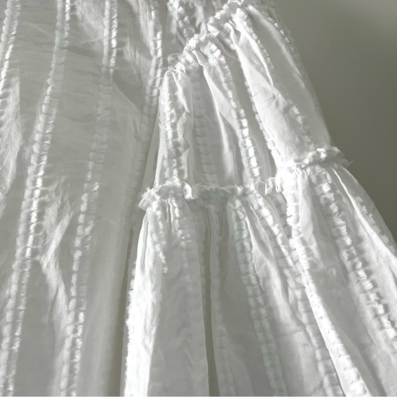 Massimo Dutti Flutter Sleeve Top (size US 4 or Eur 36) - Picture 8 of 13